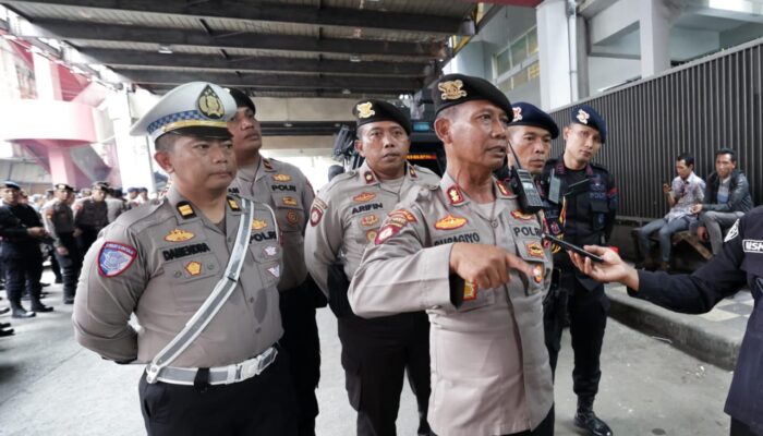 Rapat Pleno Terbuka Rekapitulasi Suara Pilkada Tingkat Provinsi, Polda Jatim Terjunkan 532 Personel