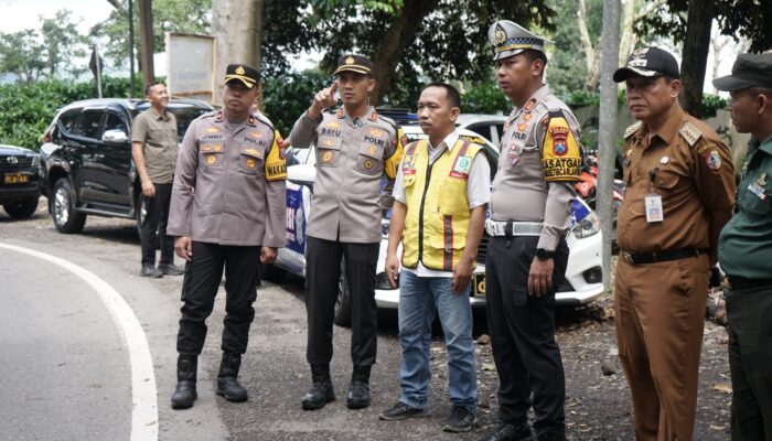 Jelang Nataru, Polres Jember Mitigasi Jalur Rawan di Gunung Gumitir