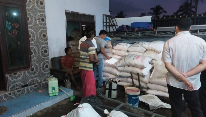 Polsek Sukowono Polres Jember Berhasil Bongkar Dugaan Penyalahgunaan Pupuk Subsidi, 4 Ton Pupuk Urea Diamankan
