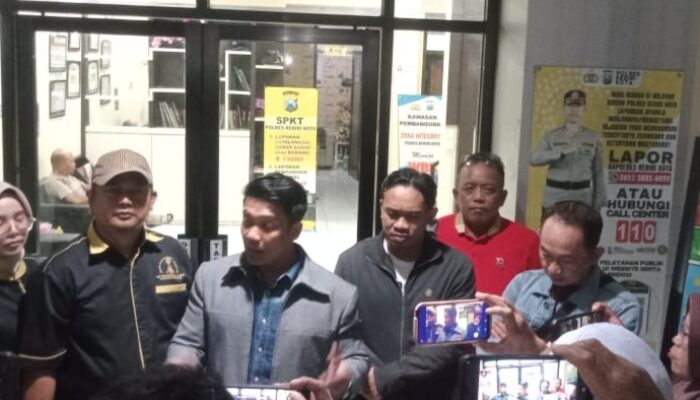 Oknum Kepala SMKN 1 Kota Kediri Dilaporkan Polisi atas Dugaan Persekusi Wartawan dengan Sajam Celurit 
