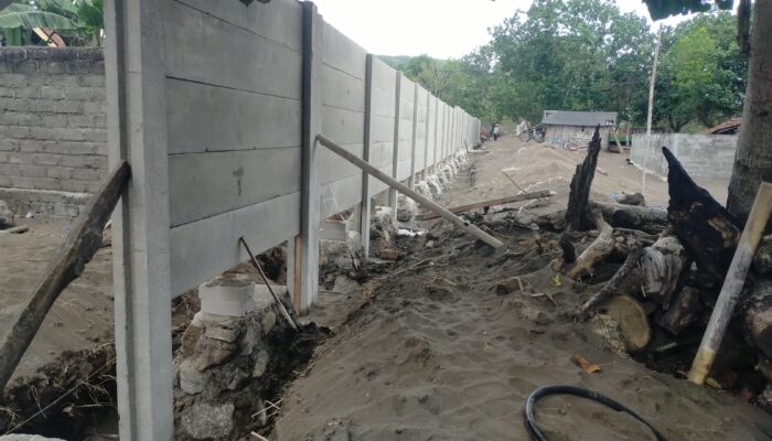 Proyek Pagar Pelabuhan Payangan Rp1,4 Miliar Terancam Molor di Jember, Diduga Ada Permainan Progres Kejar PHO