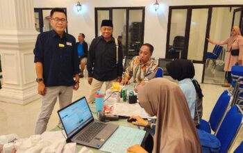 Antusias Masyarakat Tinggi, PMI Jember Dapatkan 43 Kantong Darah pada Malam Ramadan di Kecamatan Jenggawah 