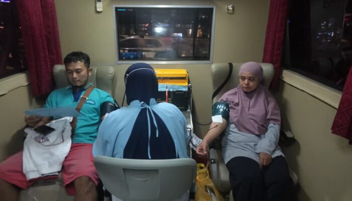 Donor Darah di Masjid Al Baitul Amin PMI Jember Himpun 36 Kantong Darah