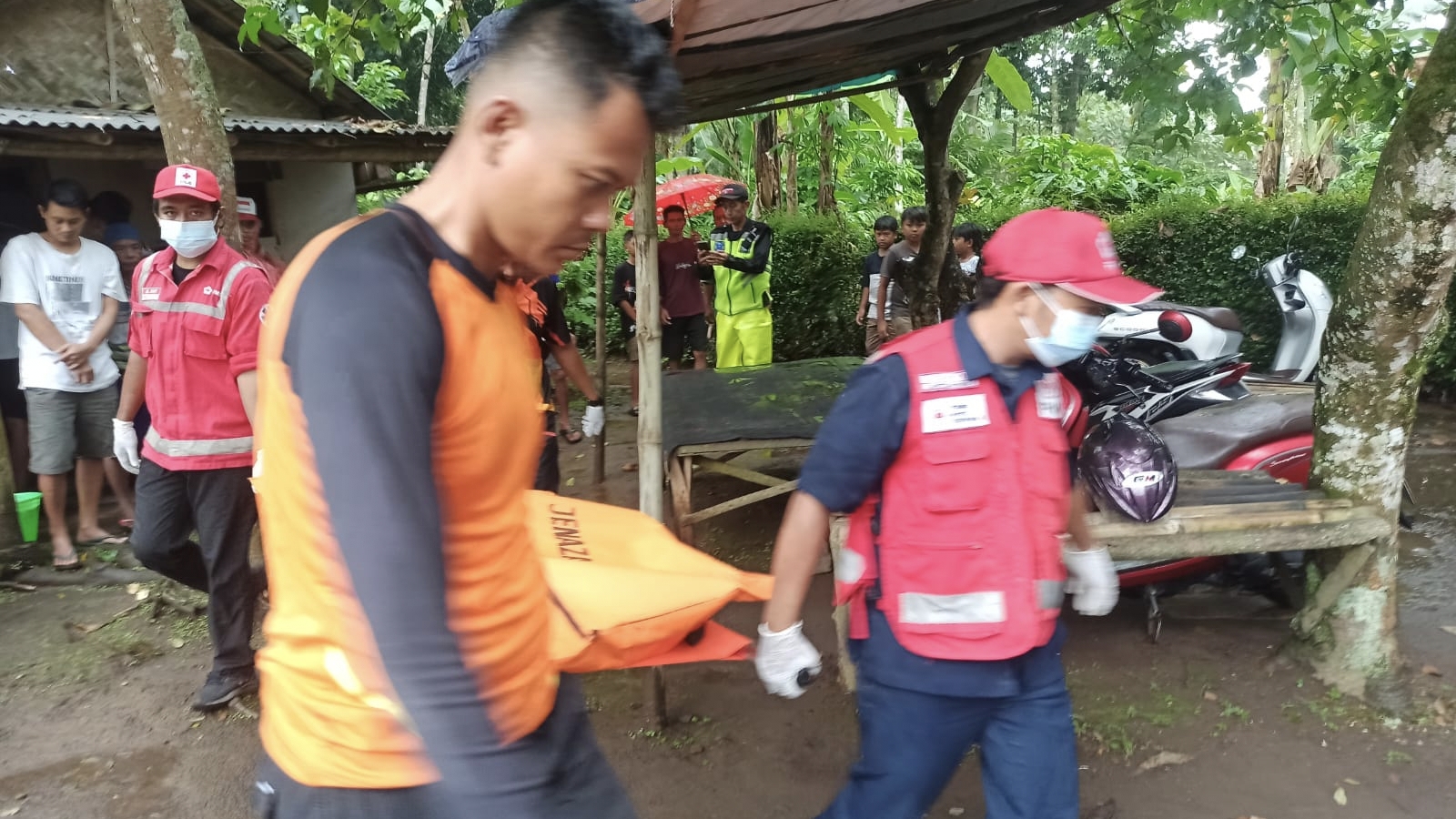 Warga Banyuwangi Hanyut Ditemukan Meninggal Dunia 4,8 Km dari Lokasi Kejadian