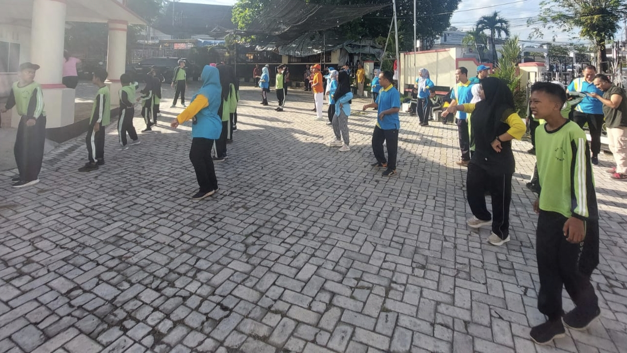Hari Palang Merah Sedunia, PMI Jember Ajak Siswa Tunagrahita Senam Bersama Tebar Semangat Kemanusiaan