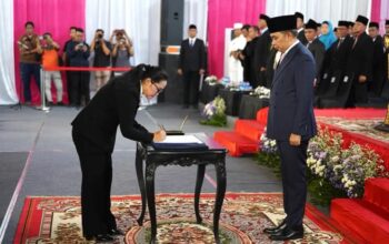 Cetak Rekor Pelantikan Terbesar, Bupati Jember Beri Waktu 6 Bulan Kepala Sekolah Lahirkan Inovasi