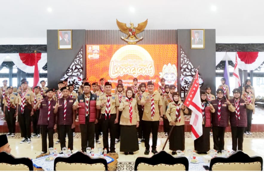 32 Pramuka Garuda Lumajang Diberangkatkan ke Jamnas XII di Cibubur