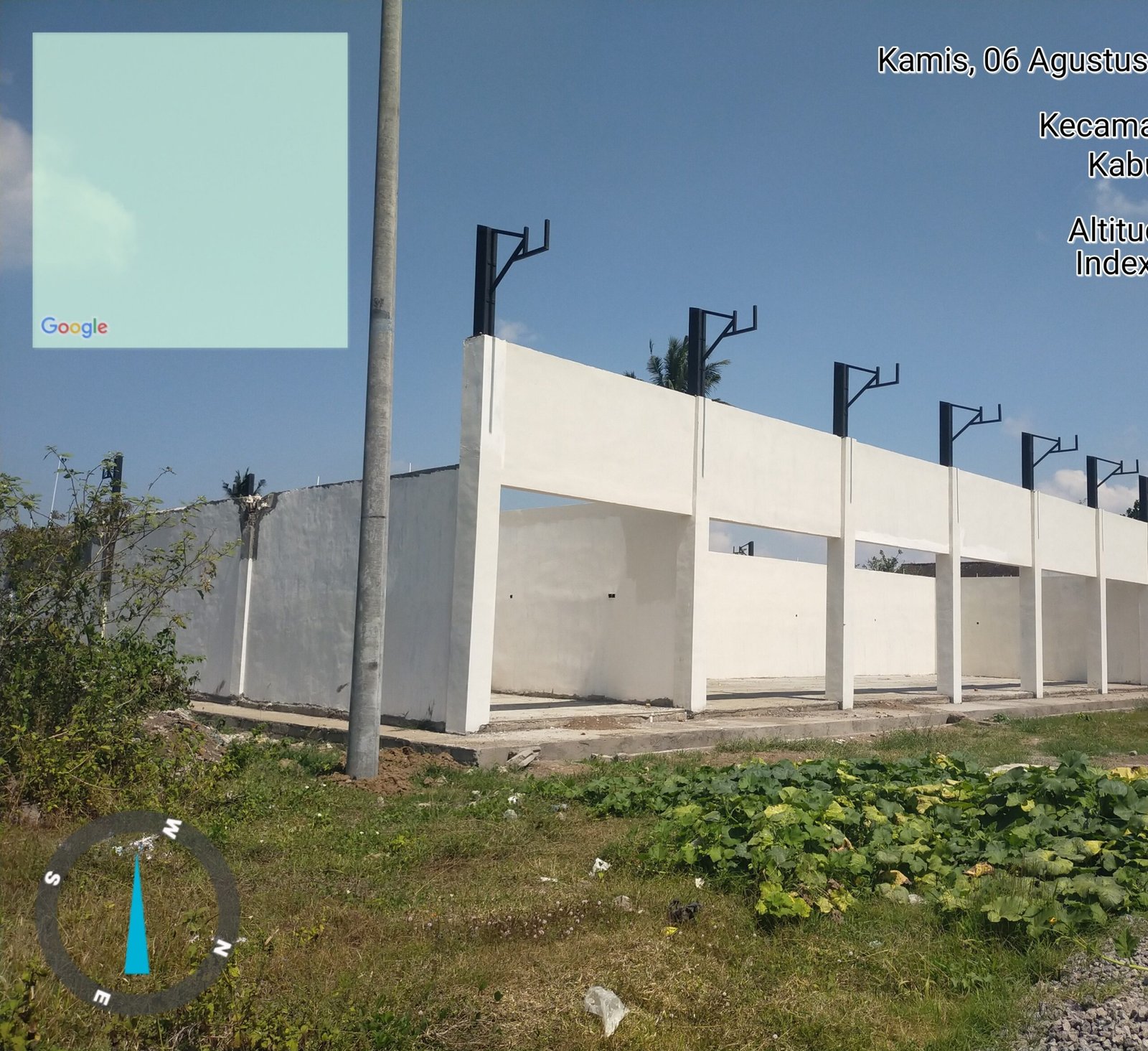 Proyek KDMP Desa Sukowono Jember Jauh dari Rampung, Enam Bulan Berjalan, Bangunan Baru Berdiri Dinding