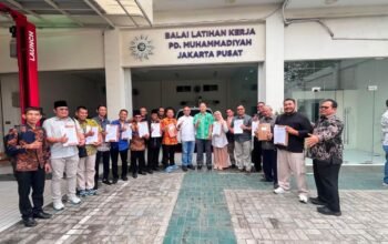 Buka Peluang Karier Global, SMKS Muhammadiyah 04 Kalisat Teken MoU Penyaluran Tenaga Kerja ke Jepang
