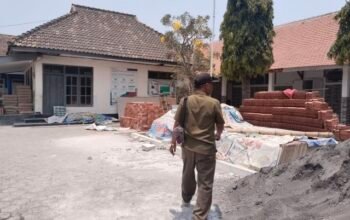 Anggaran Kemendikdasmen Dipertaruhkan, Proyek Revitalisasi SDN Jenggawah 01 Jember Papan Informasi Nihil